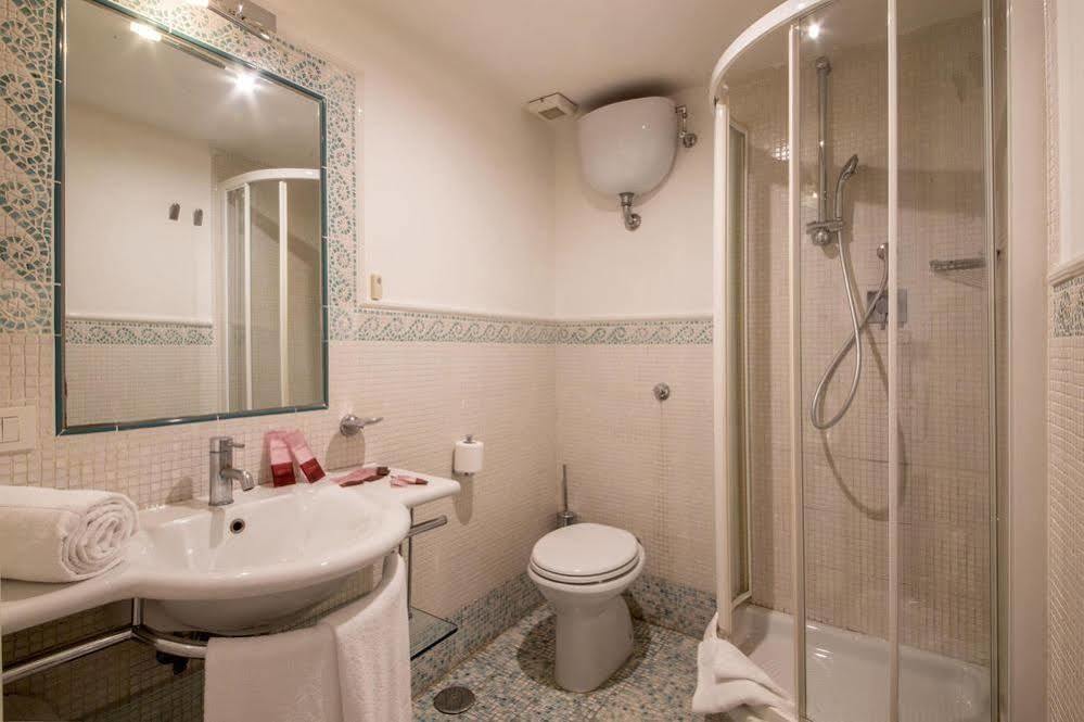 Suite Artis Barberini Roma Exterior foto